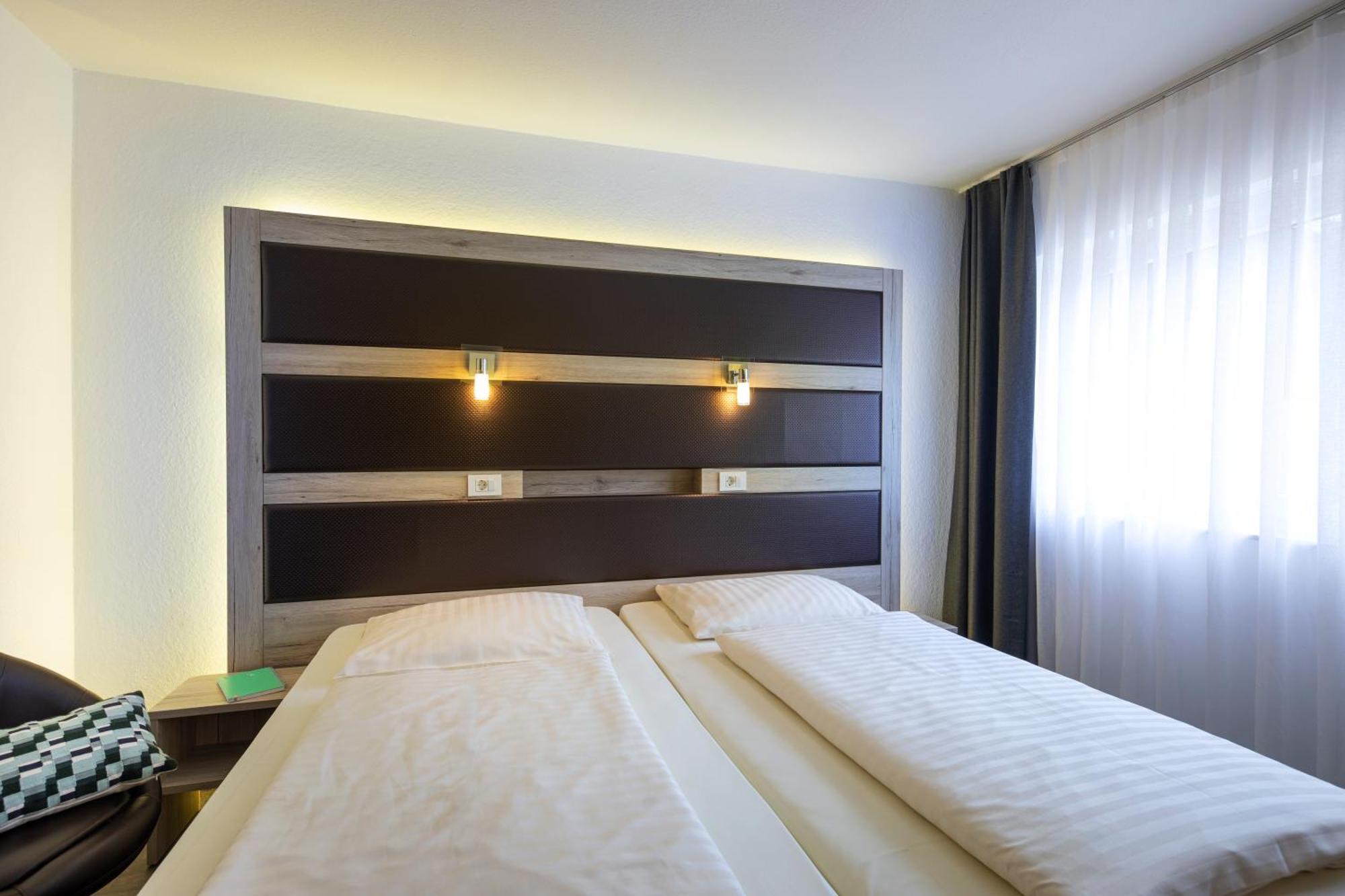 Roomingtons Lueneburger Heide Hodenhagen Exterior photo